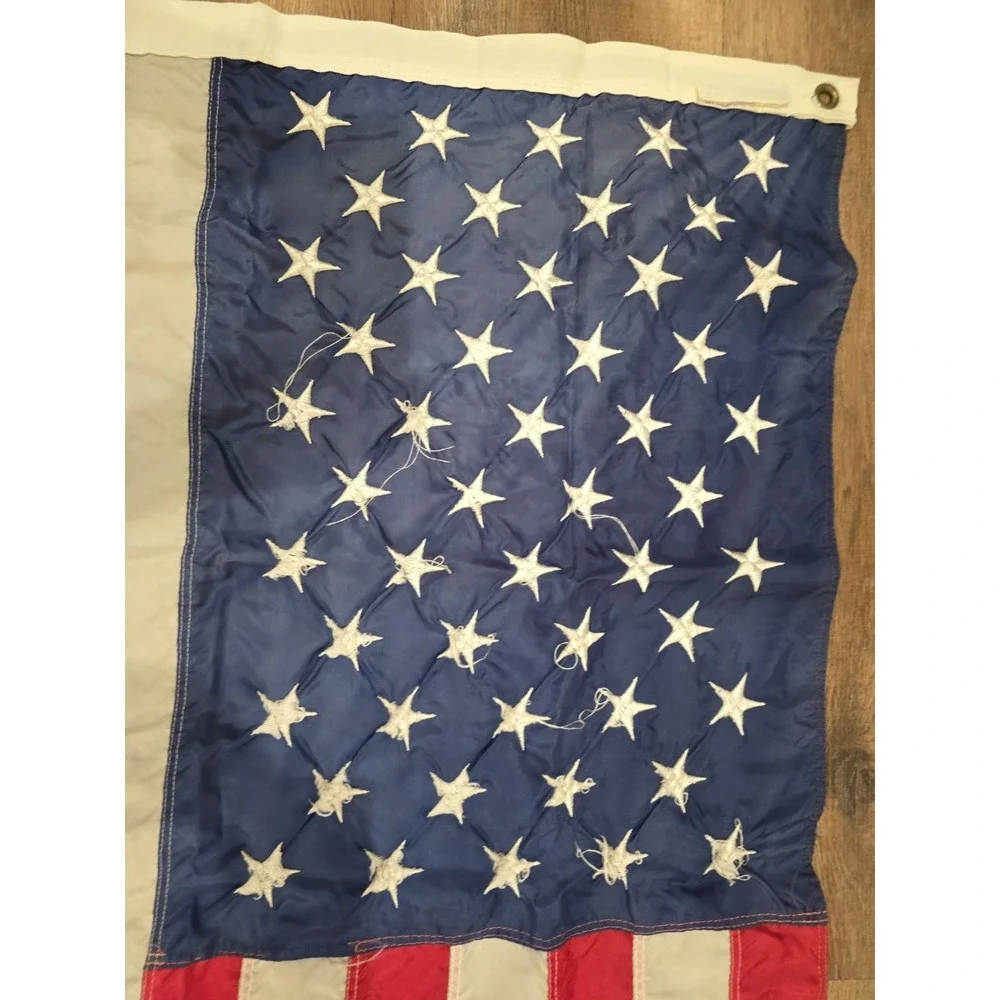 COMMERCIAL GRADE VALLEY FORGE 3X5 AMERICAN FLAG PERMA-NYL 100% NYLON MADE IN USA